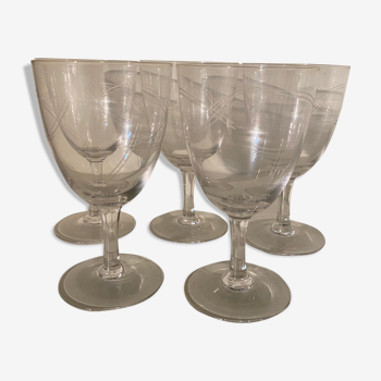 Ensemble de 5 verres à vin anciens gravés