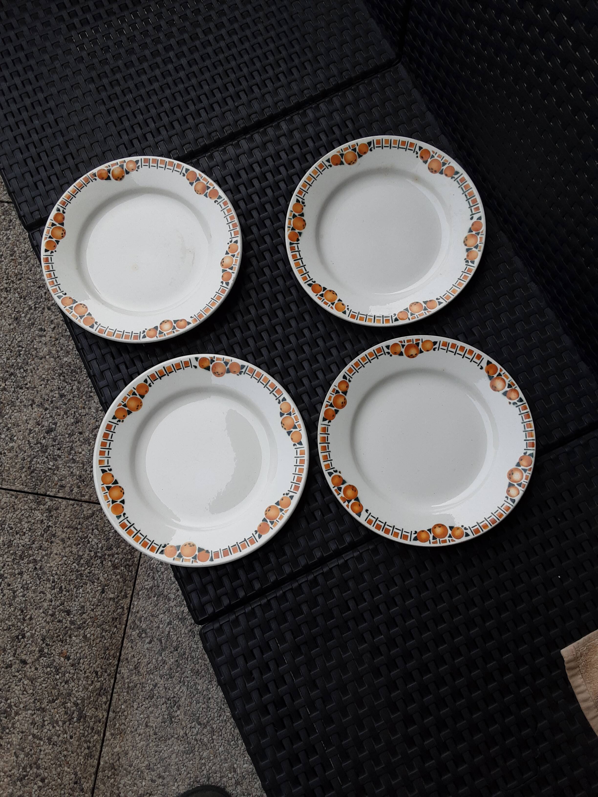 4 vintage flat plates, 22 cm, from St Amand Ceranor, Cotentin pattern