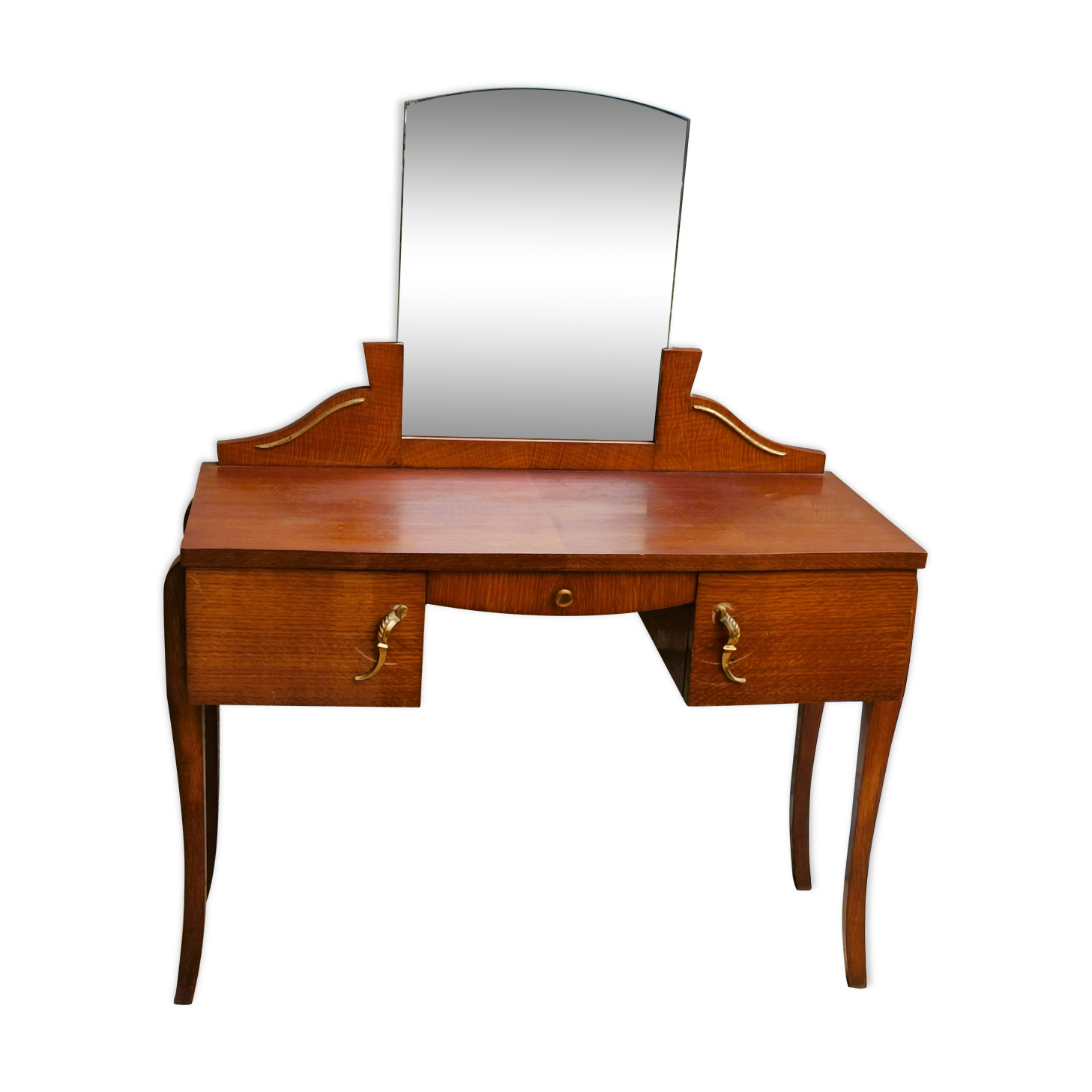 Hairdresser dating from the 50s