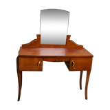 Hairdresser dating from the 50s