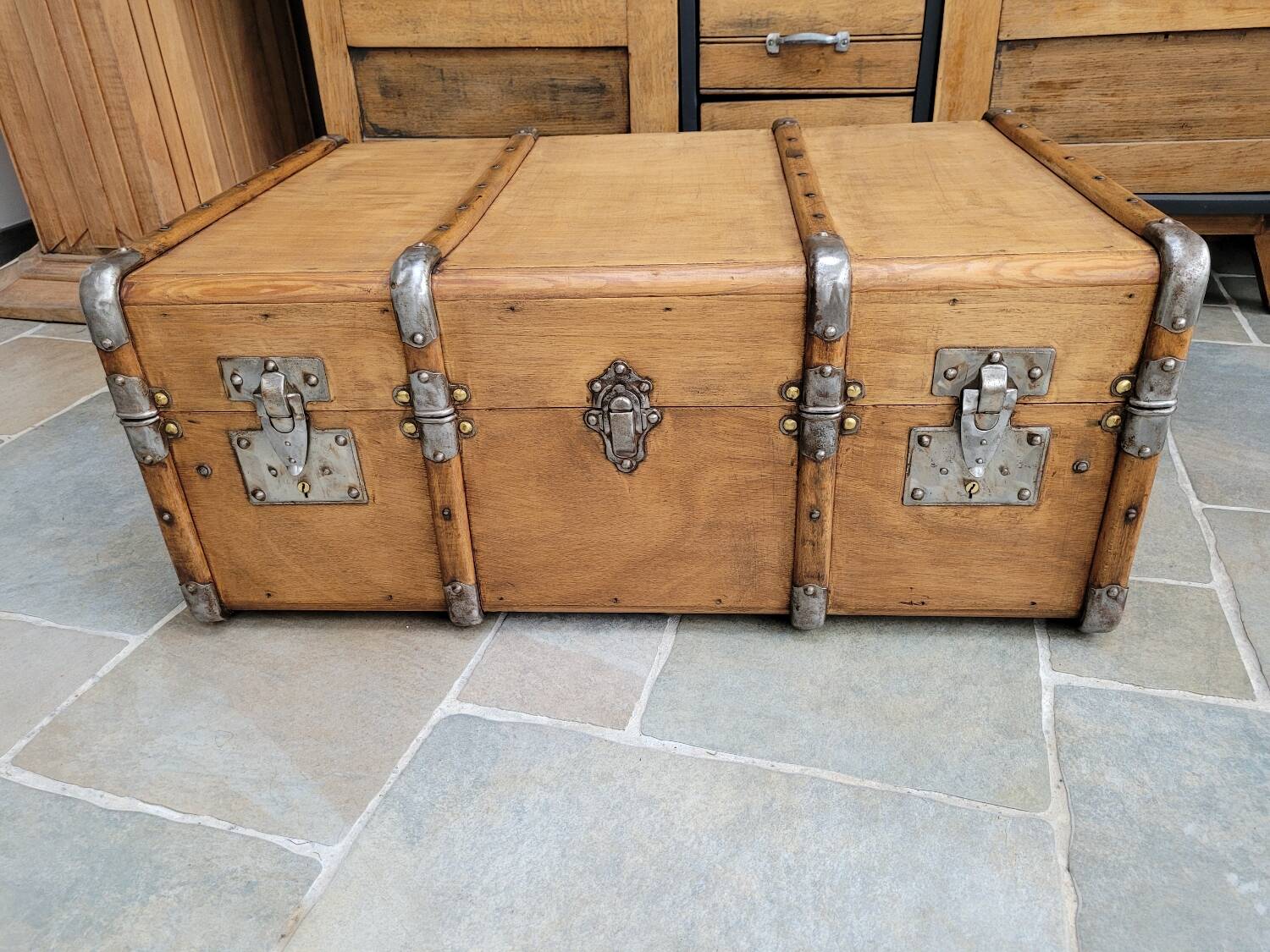 Malle en bois