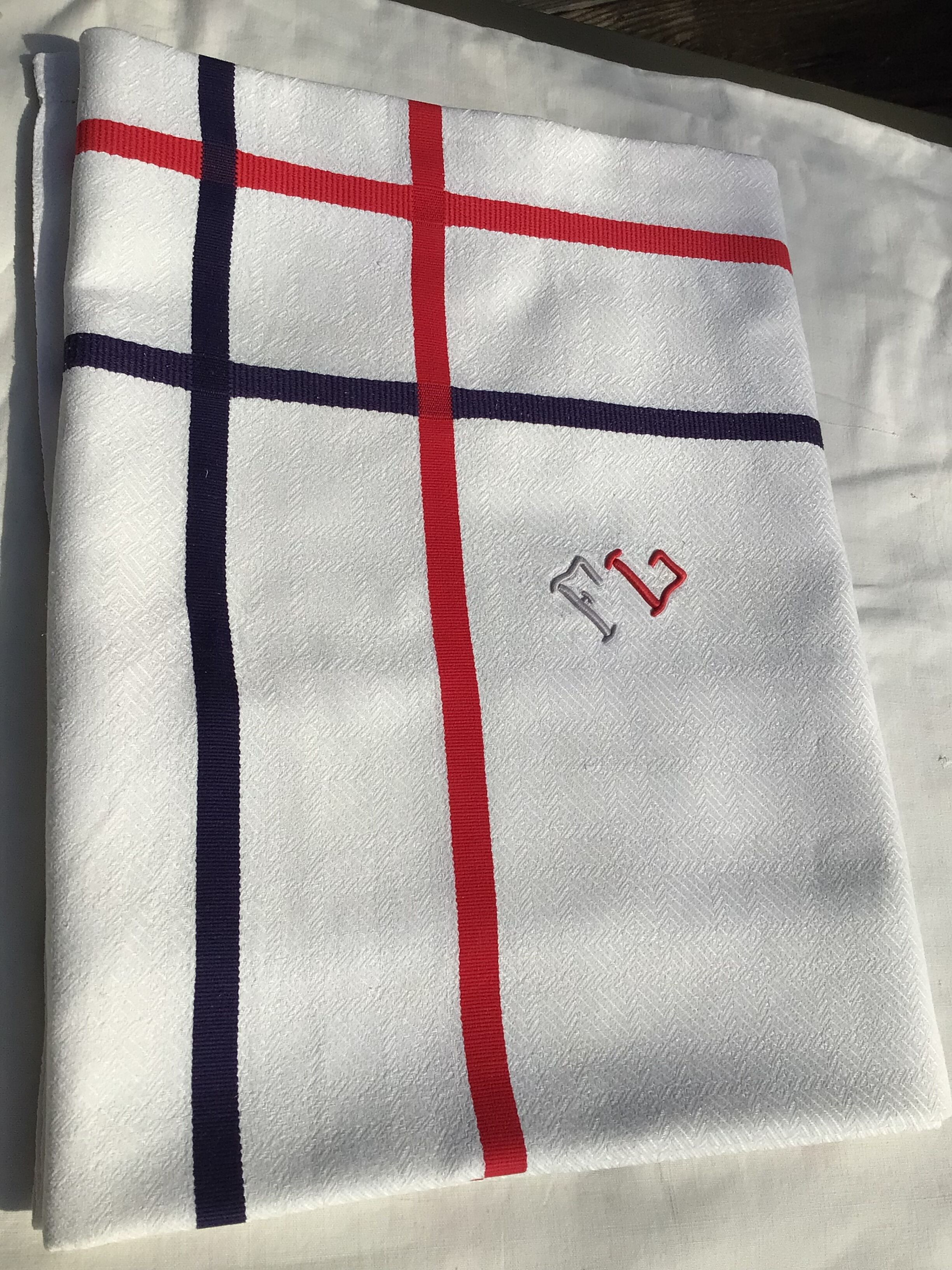 Embroidered tablecloth FL rectangle basque fabric navy and red