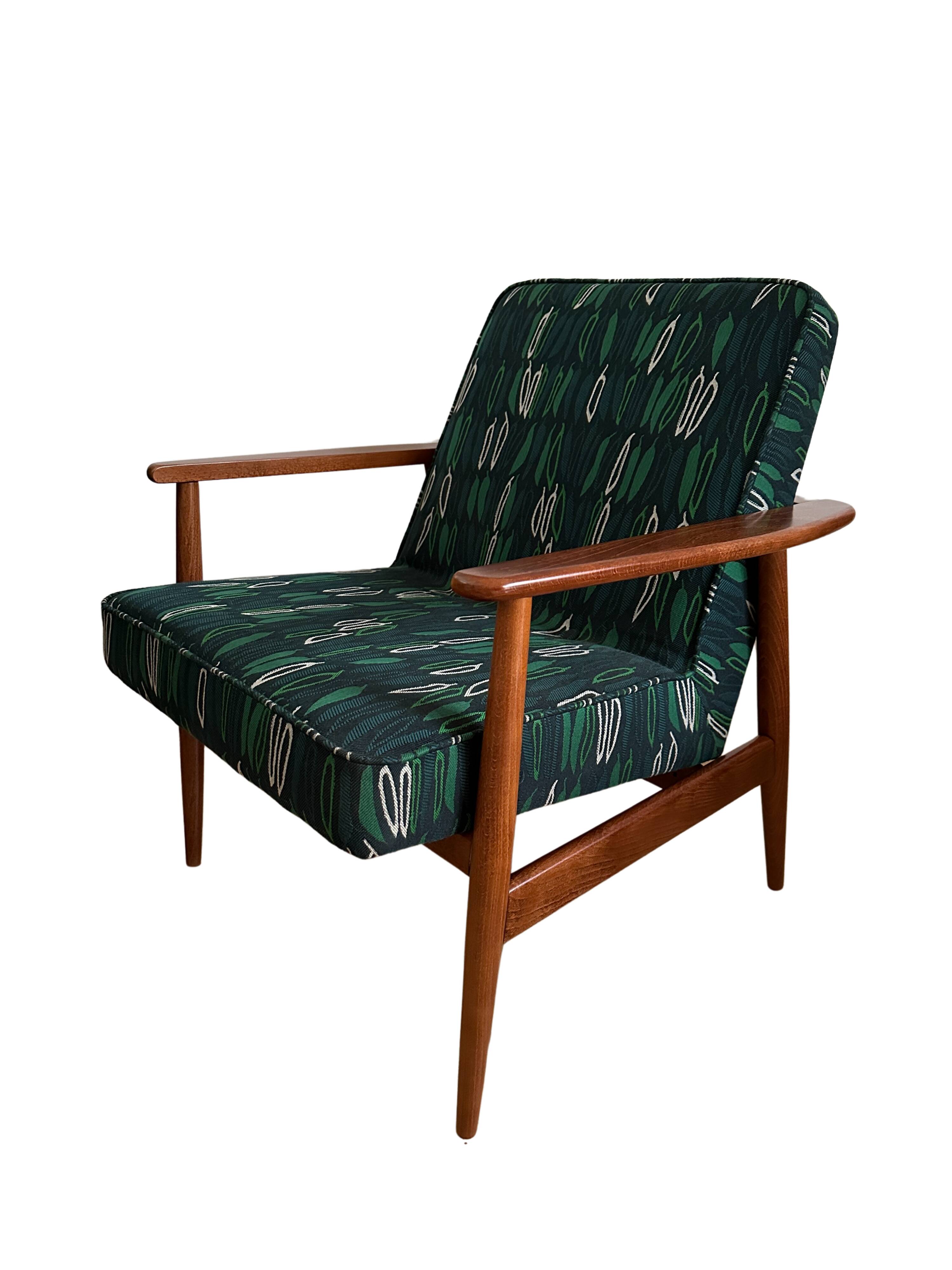 Set of Midcentury Armchairs, by Juliszu Kędziorek in Green Jacquard, 1960s