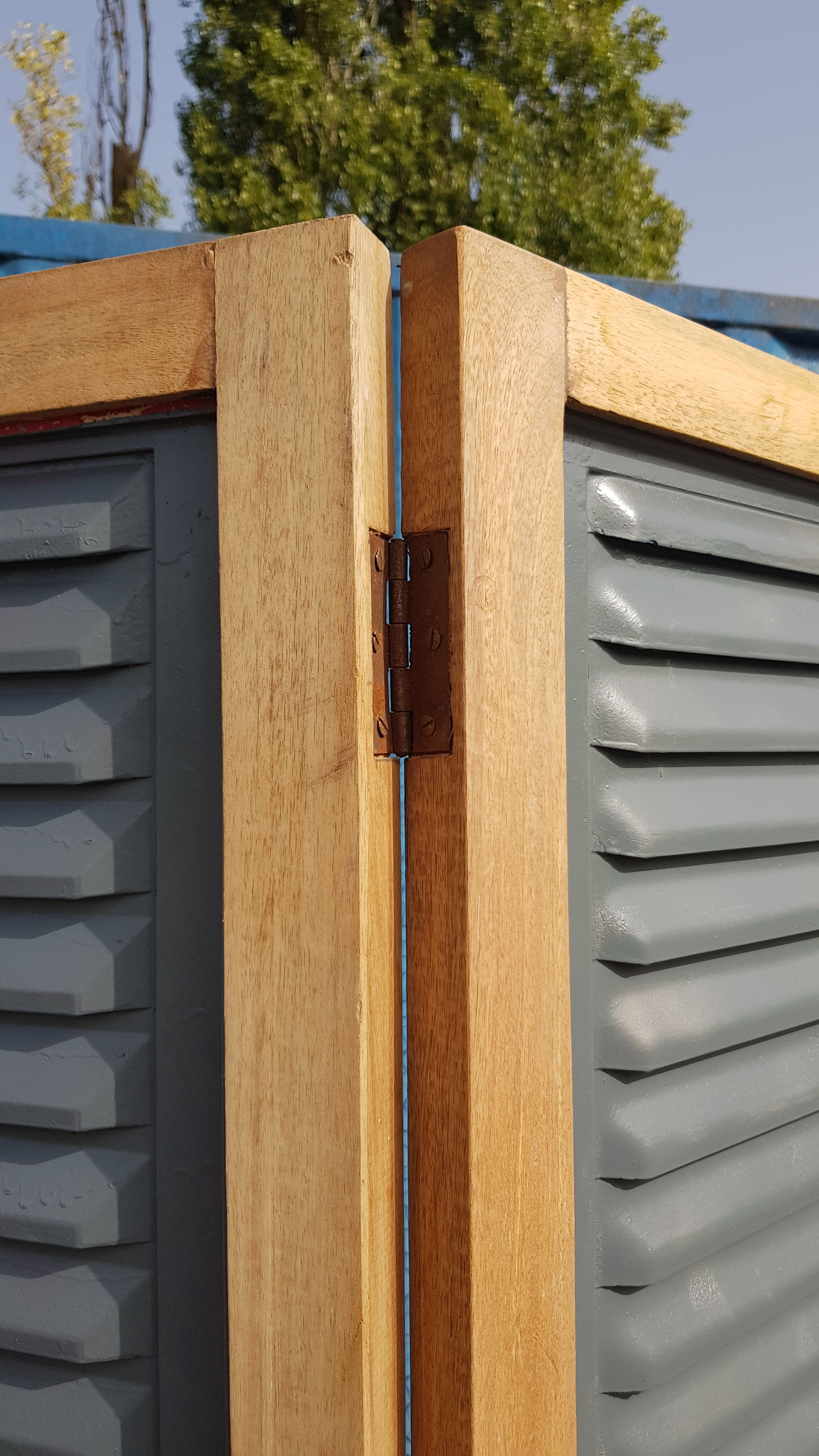 Screen - workshop divider