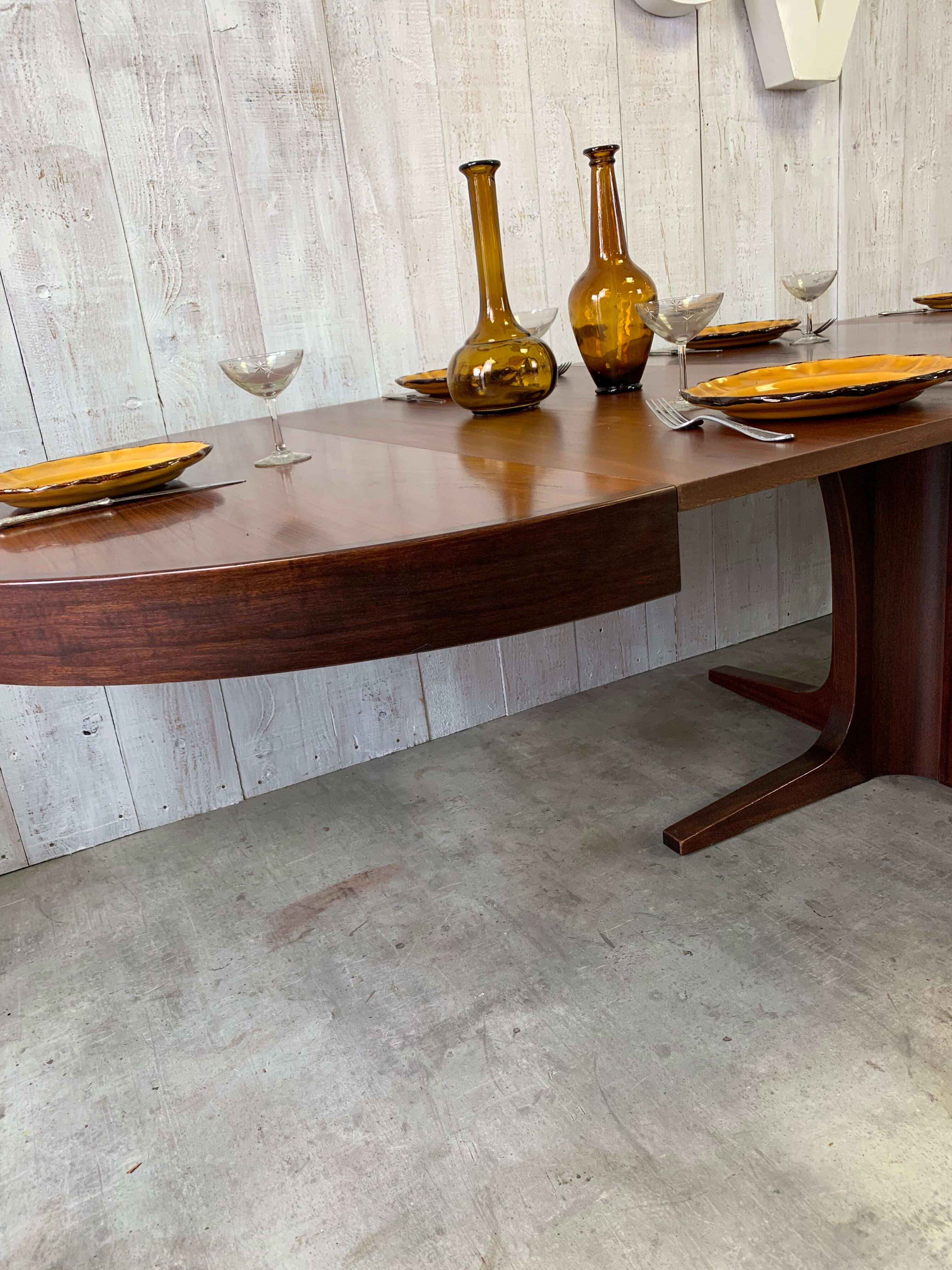 Expandable roundtable xxl