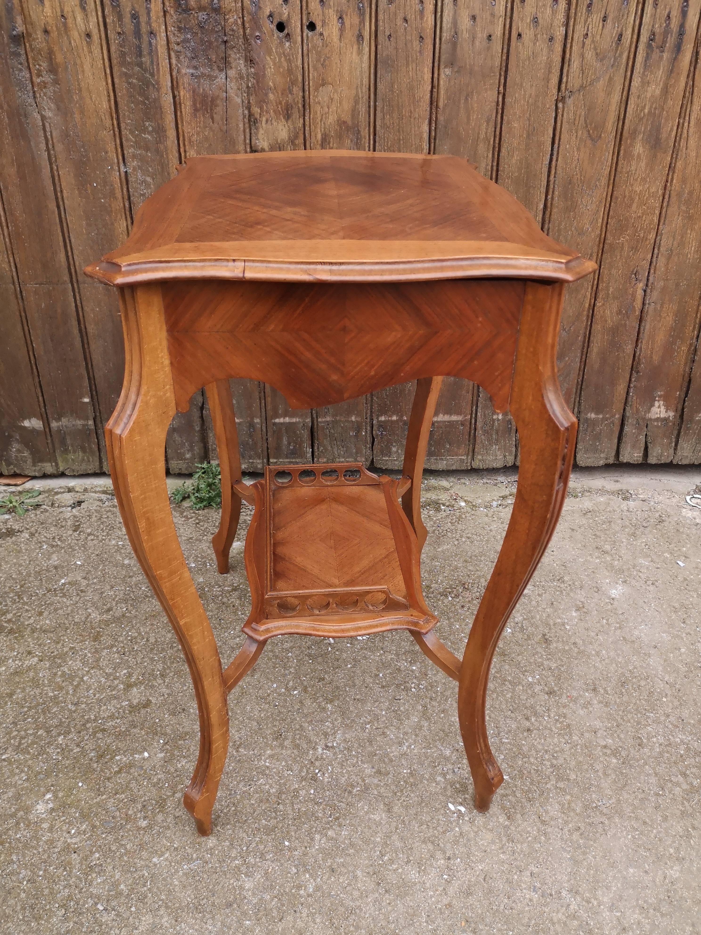 Charming small hairdresser 1900