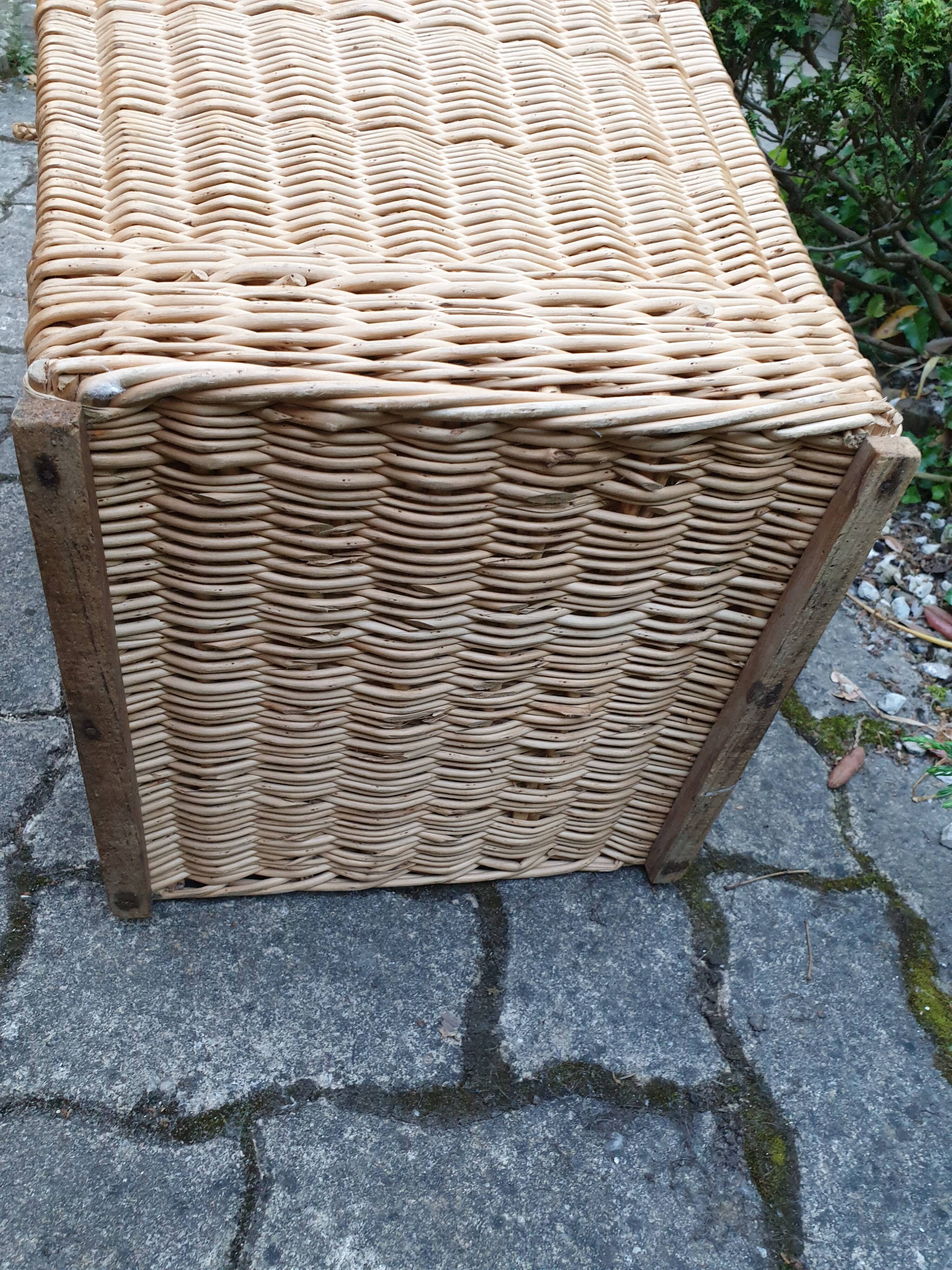 Wicker basket or laundry basket