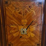 Transition period chest of drawers