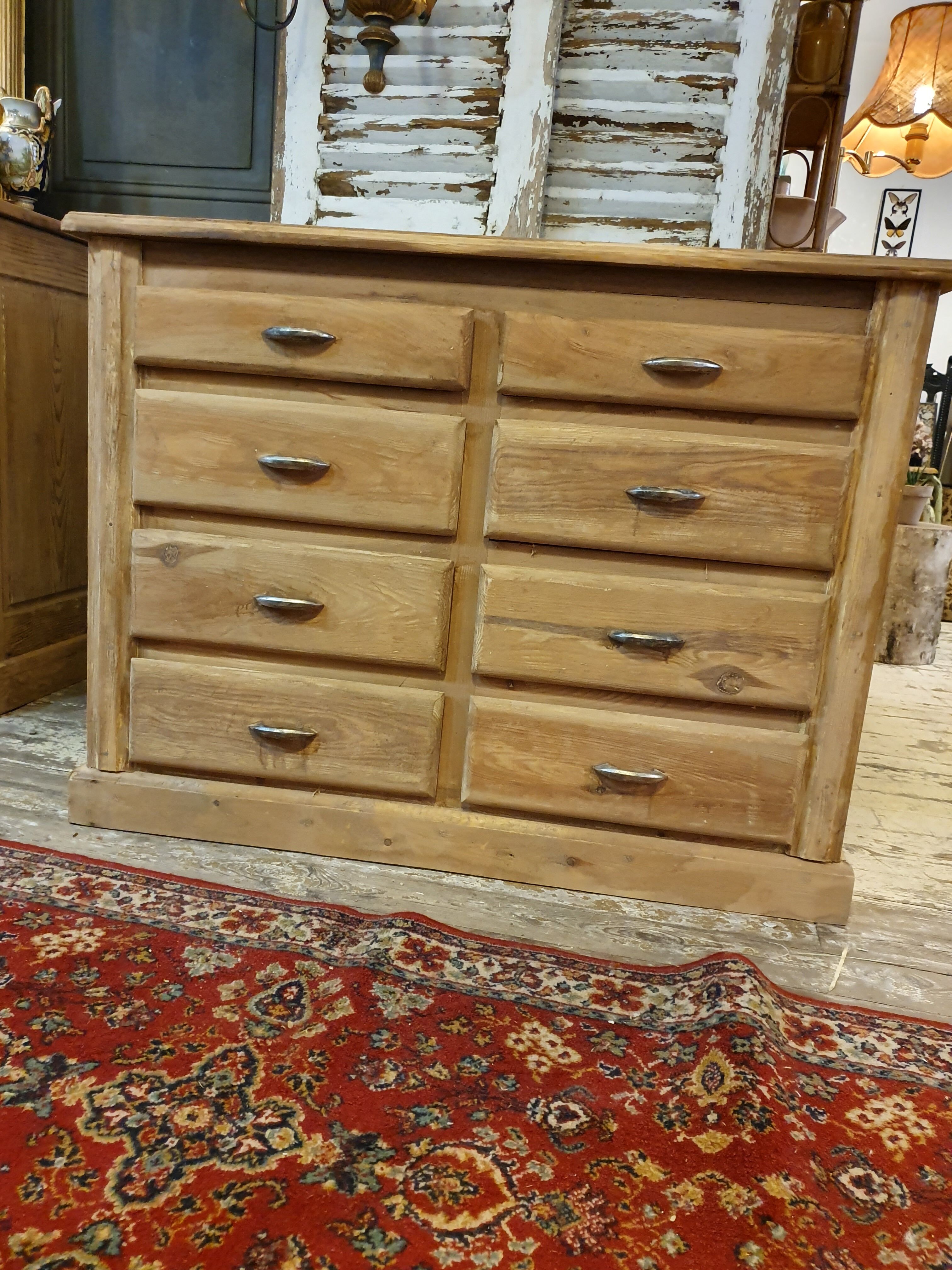 Trade furniture 8 drawers