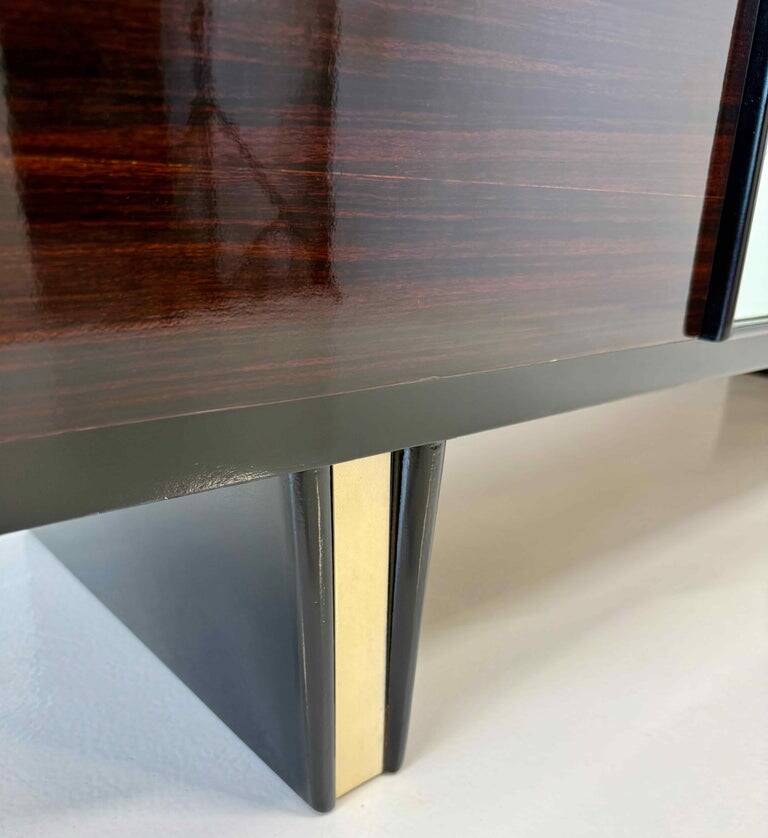 Italian 1940s Art Deco Sideboard in Macassar, Parchment, Attr. Osvaldo Bors