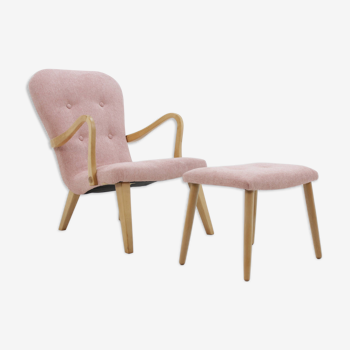 Fauteuil danois en hêtre des années 1960 avec tabouret