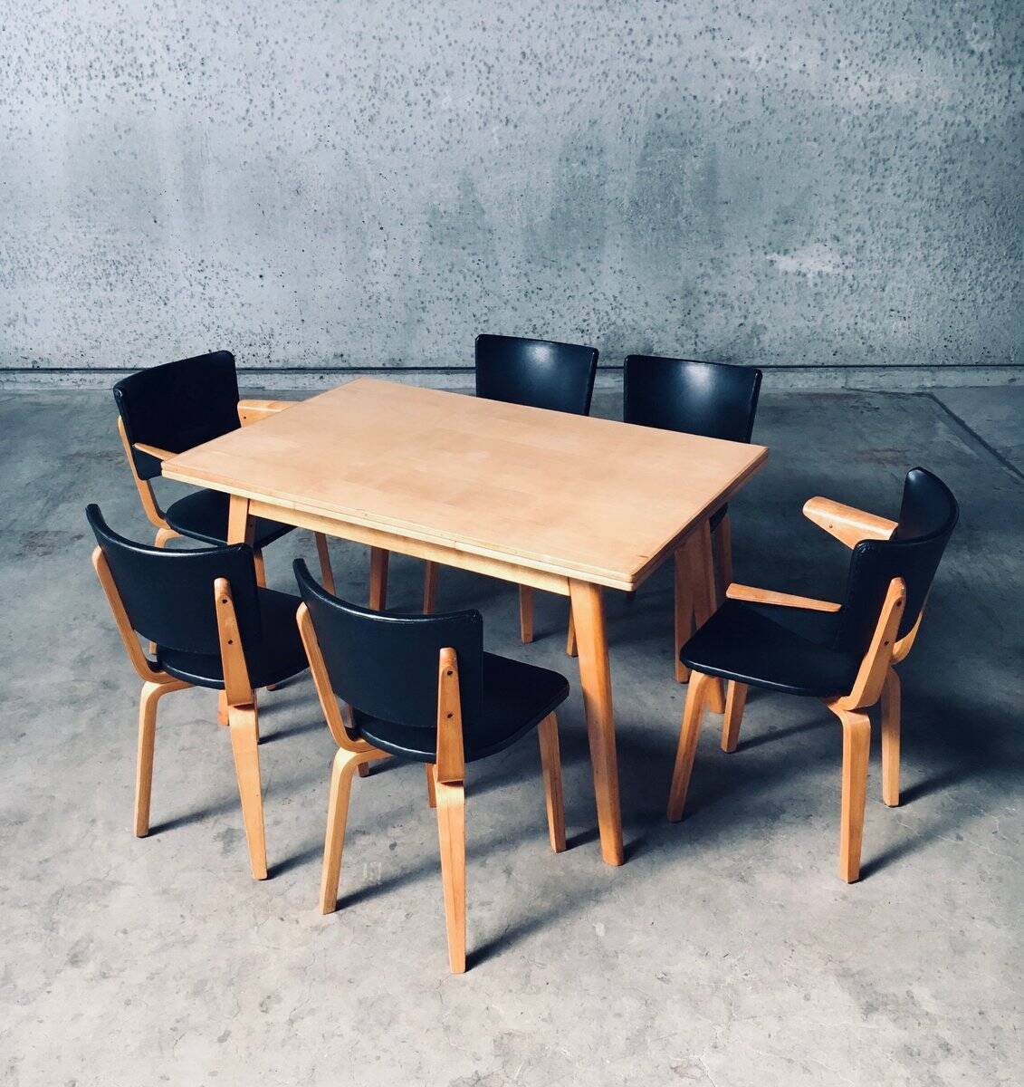 MCM Dutch Design Extendable Dining Table attributed to Cor Alons for Gouda Den Boer, 1950s