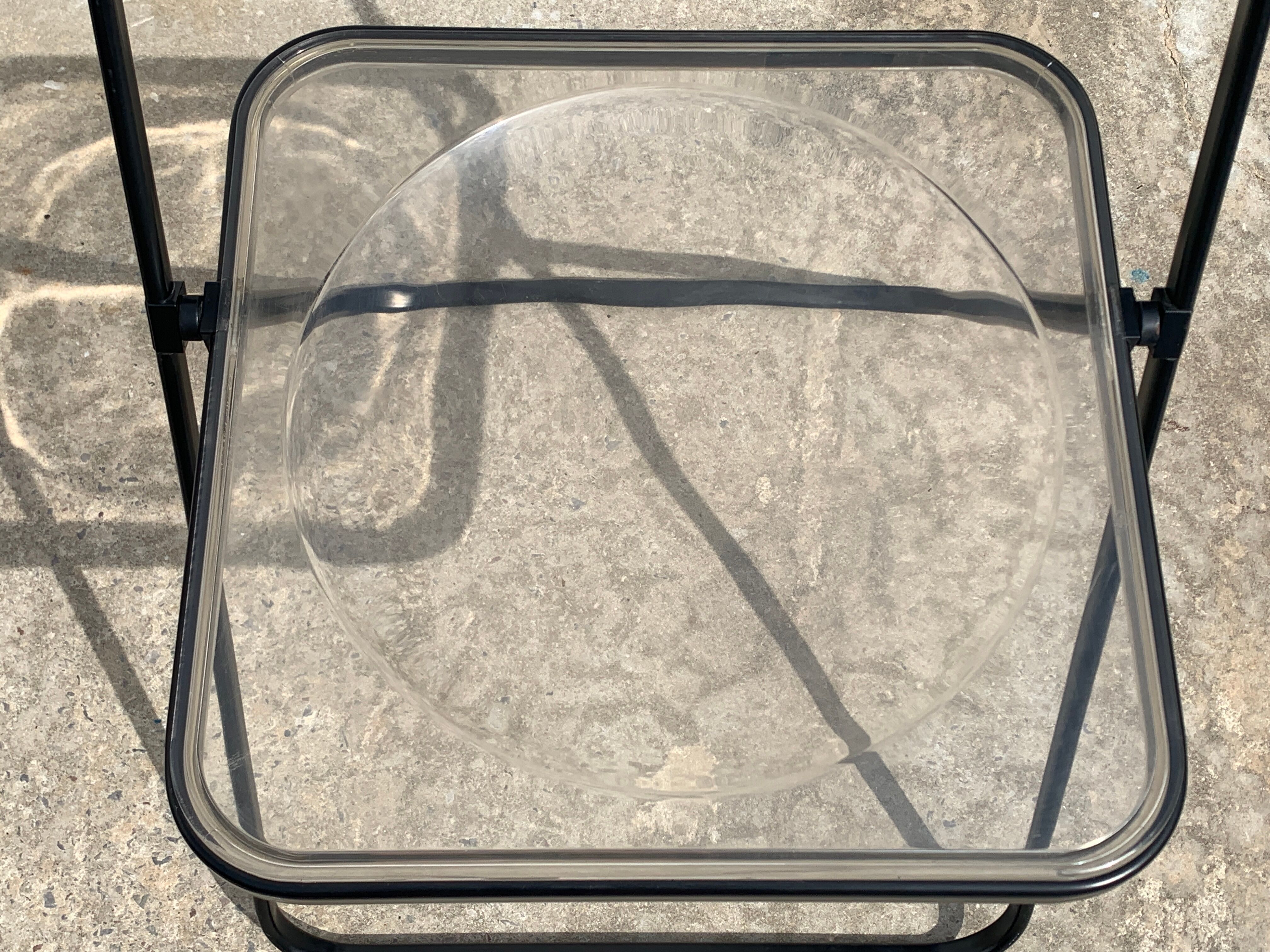 4 folding chairs design Stua Patent, 1970