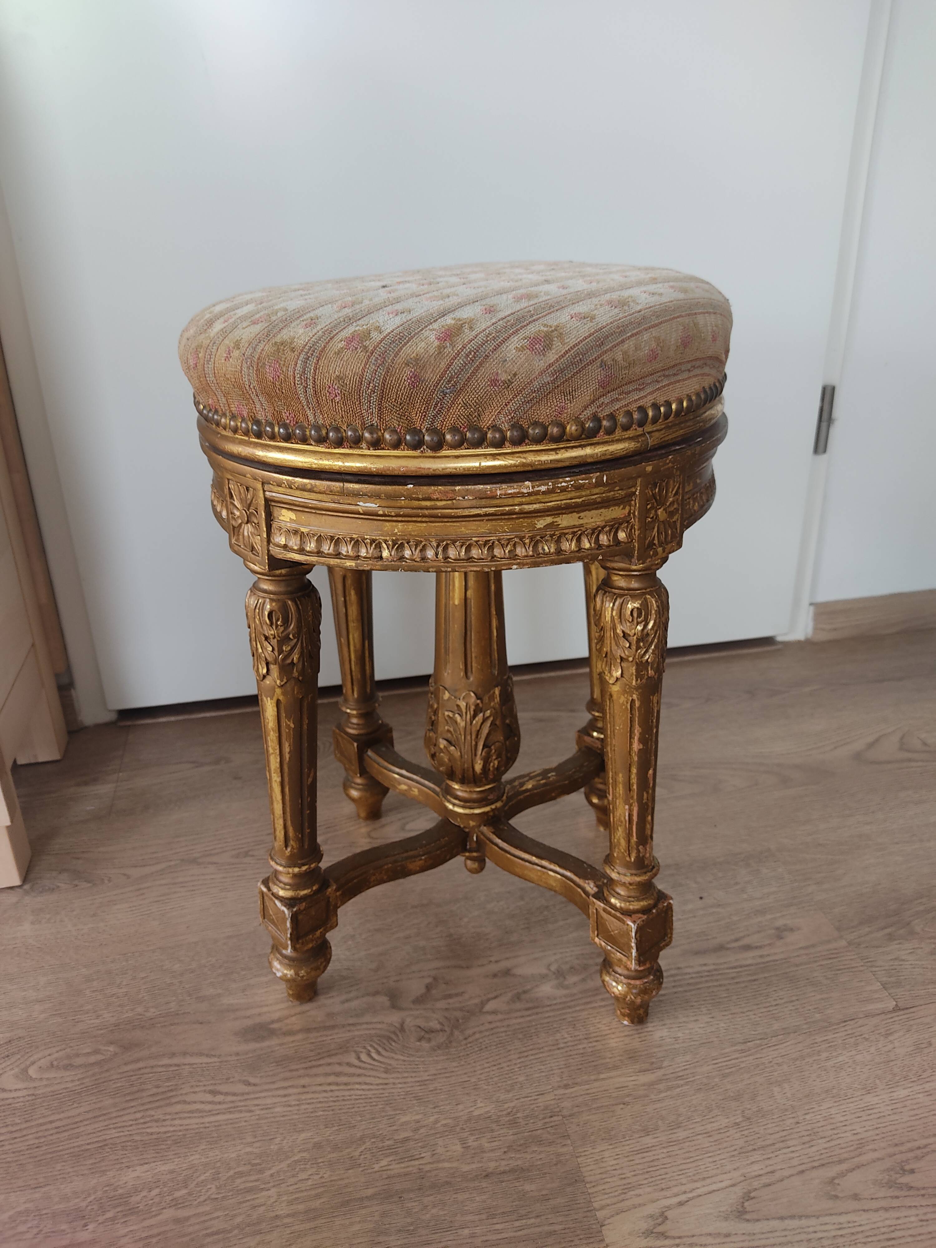 Tabouret de piano