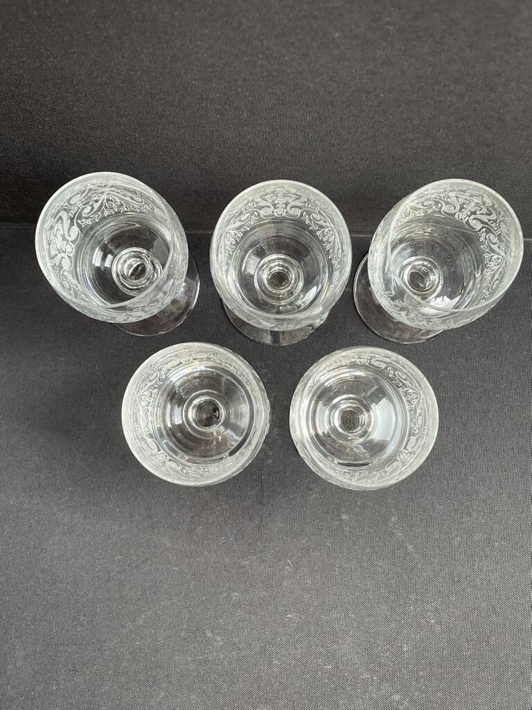 5 engraved crystal glasses