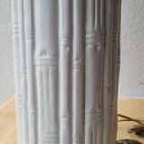 Cracked ceramic lamp base