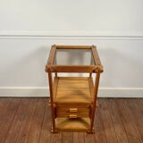 Table d’appoint brutaliste en pin des années 1970-80, travail d’assemblage remarquable