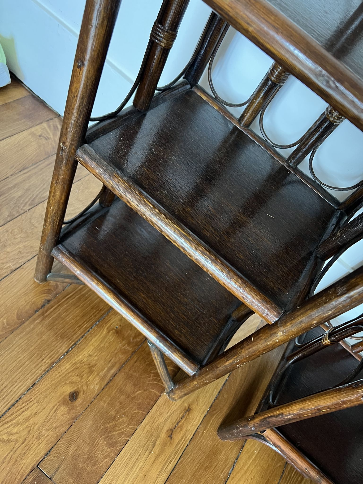 Pair of rattan shelves from the 70s