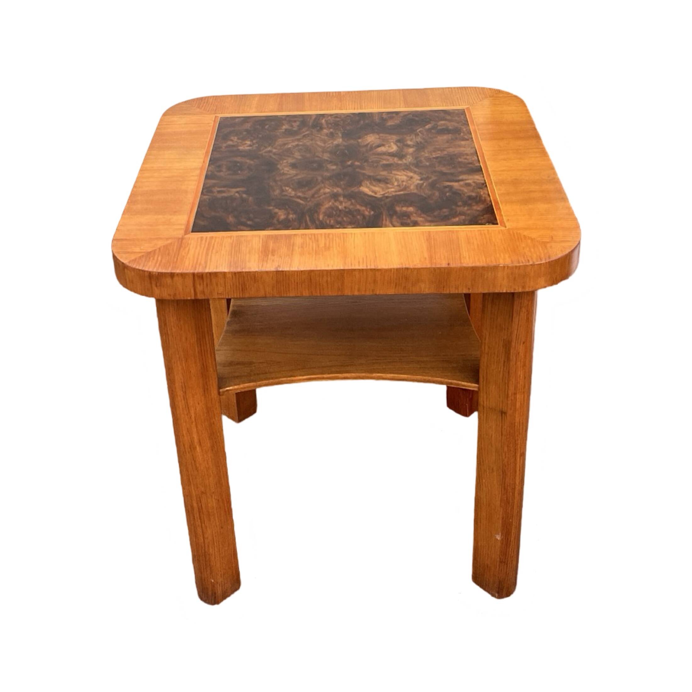 Table basse carrée art déco, Allemagne années 1950.