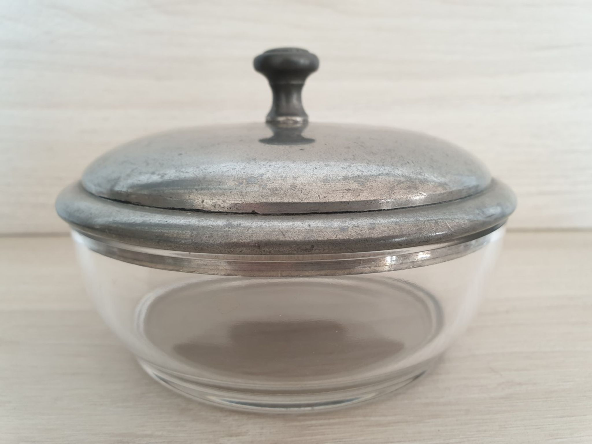 Covered pot