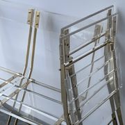 4 chaises pliantes « les invisibles » pour Marais international 1970