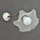Applique murale vintage, abat-jour tulipe en verre, support col de cygne en laiton et porcelaine bla