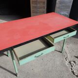 Table industrielle 1950