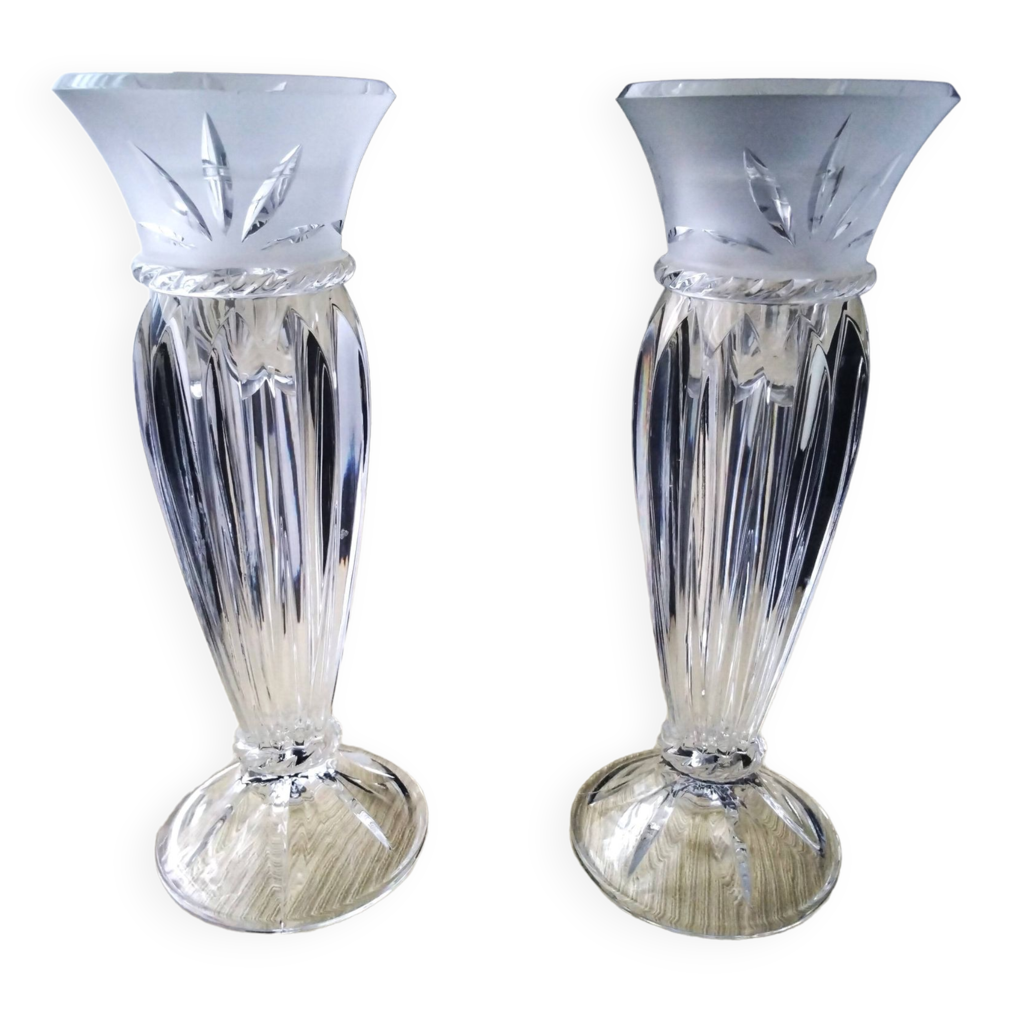 Pair of candlesticks or soliflores in Arques crystal Carthage model