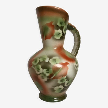 Ancien vase forme cruche fleurs vertes et oranges