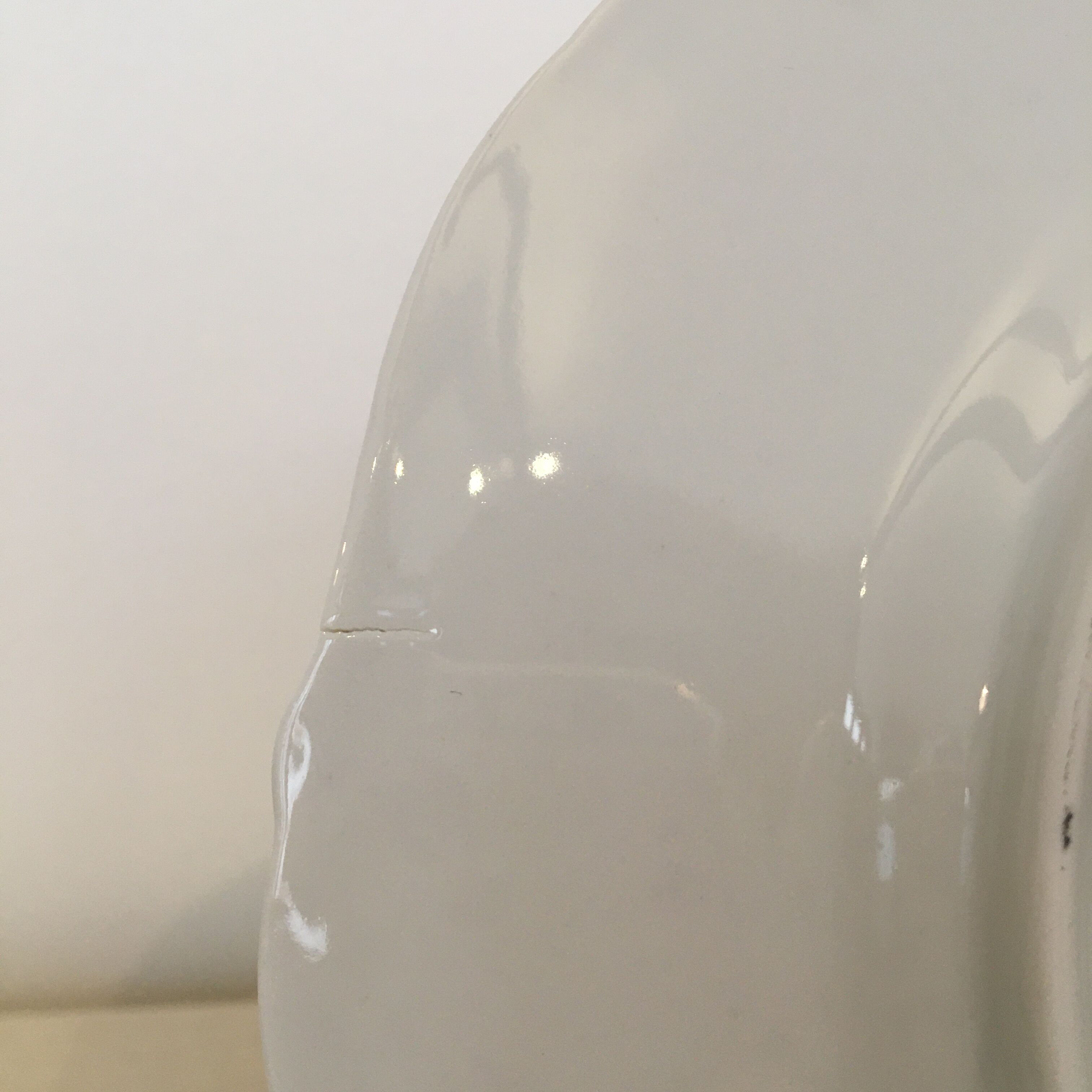 Servant dumb white porcelain