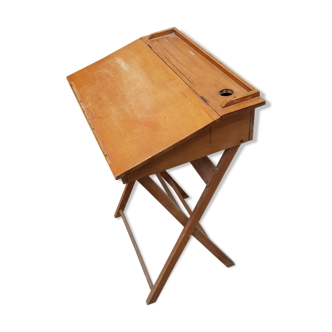 Children's foldable desk