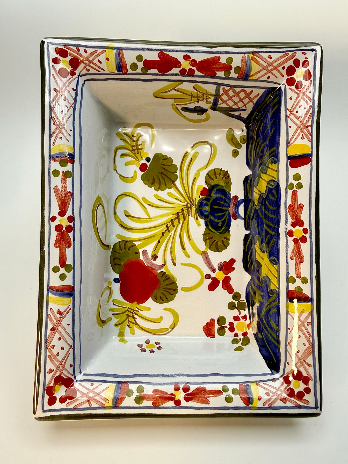 Catch-all tray