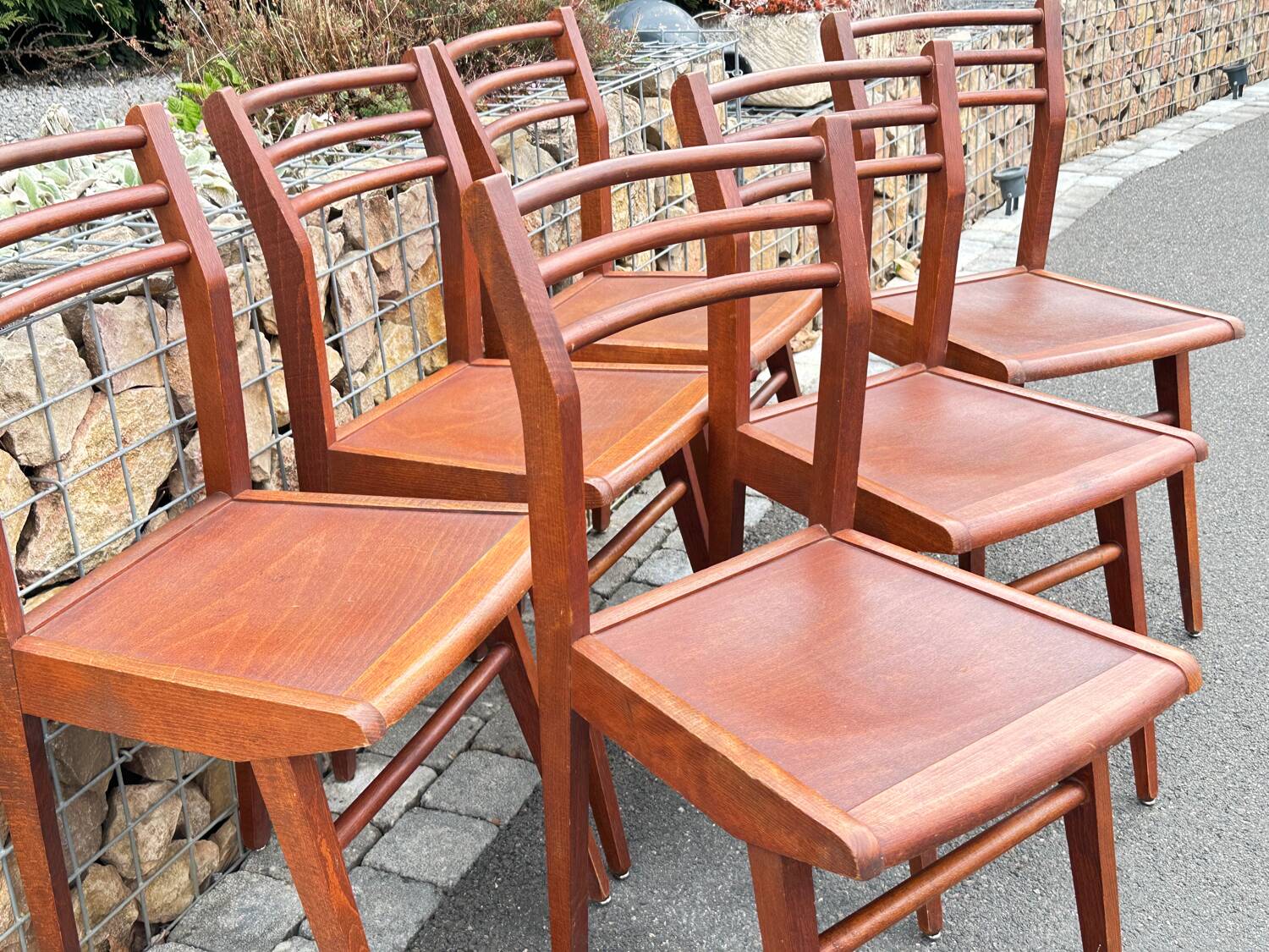 Suite de  8 chaises de Bistrot vintage années 1960