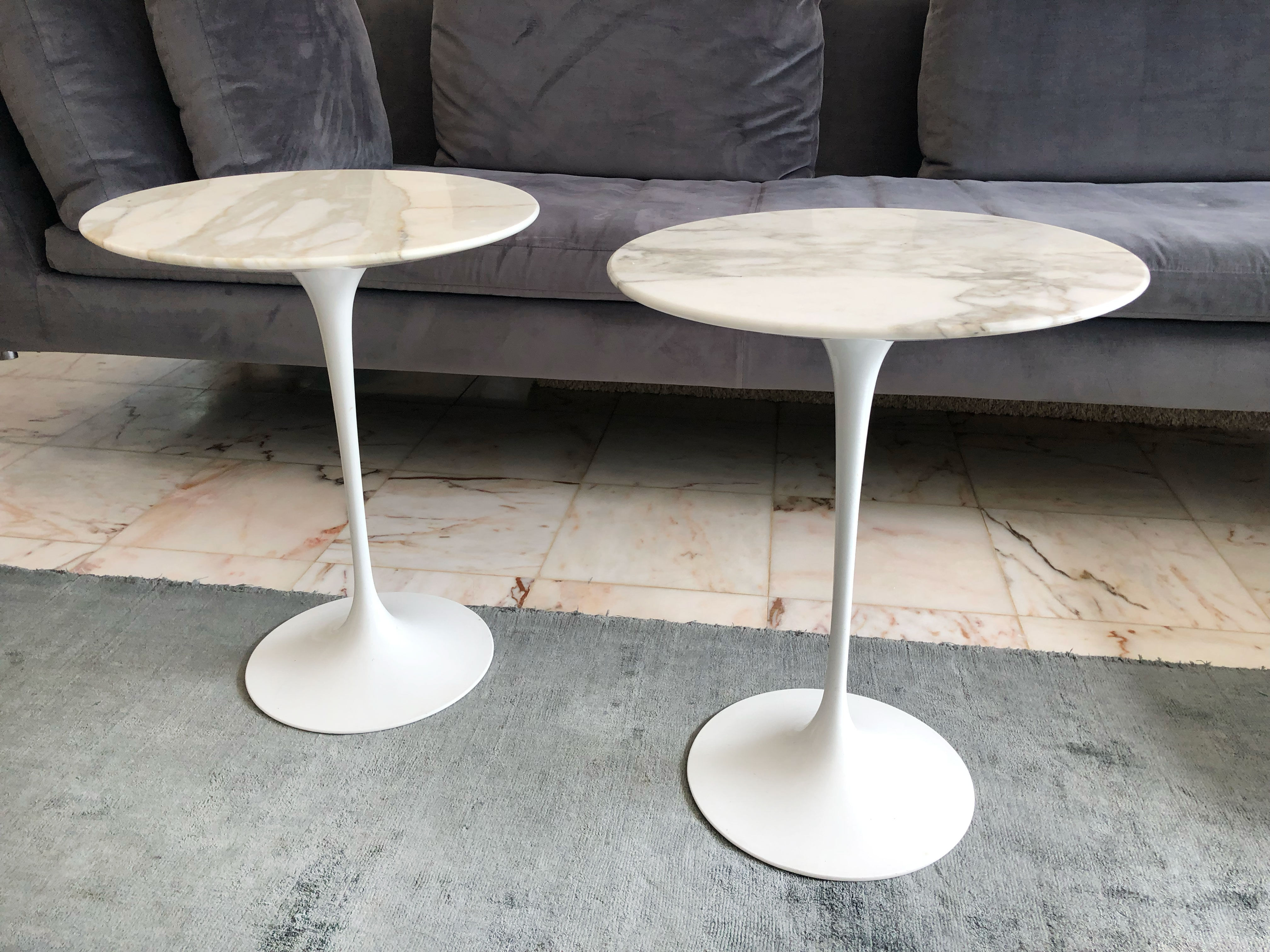 Pair of side tables by Eero Saarinen, Knoll international edition