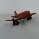 Avion jouet en bois vintage
