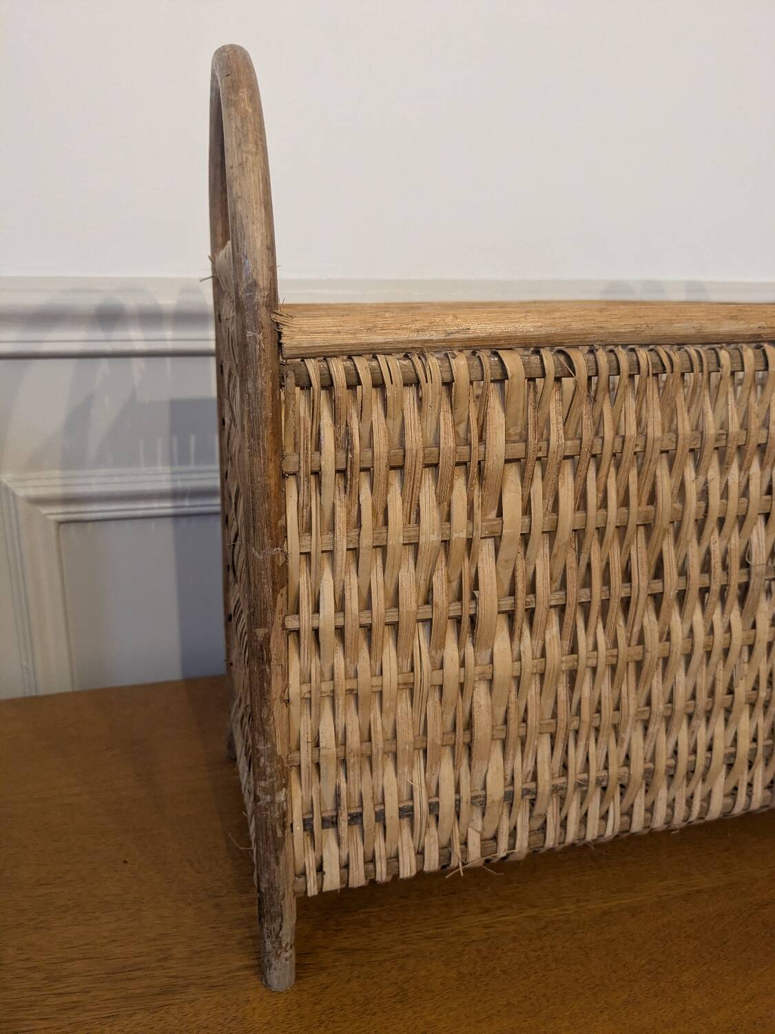 Wicker and rattan magazine rack