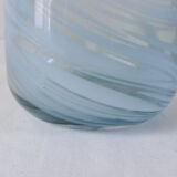 Vase en verre soufflé gris et blanc