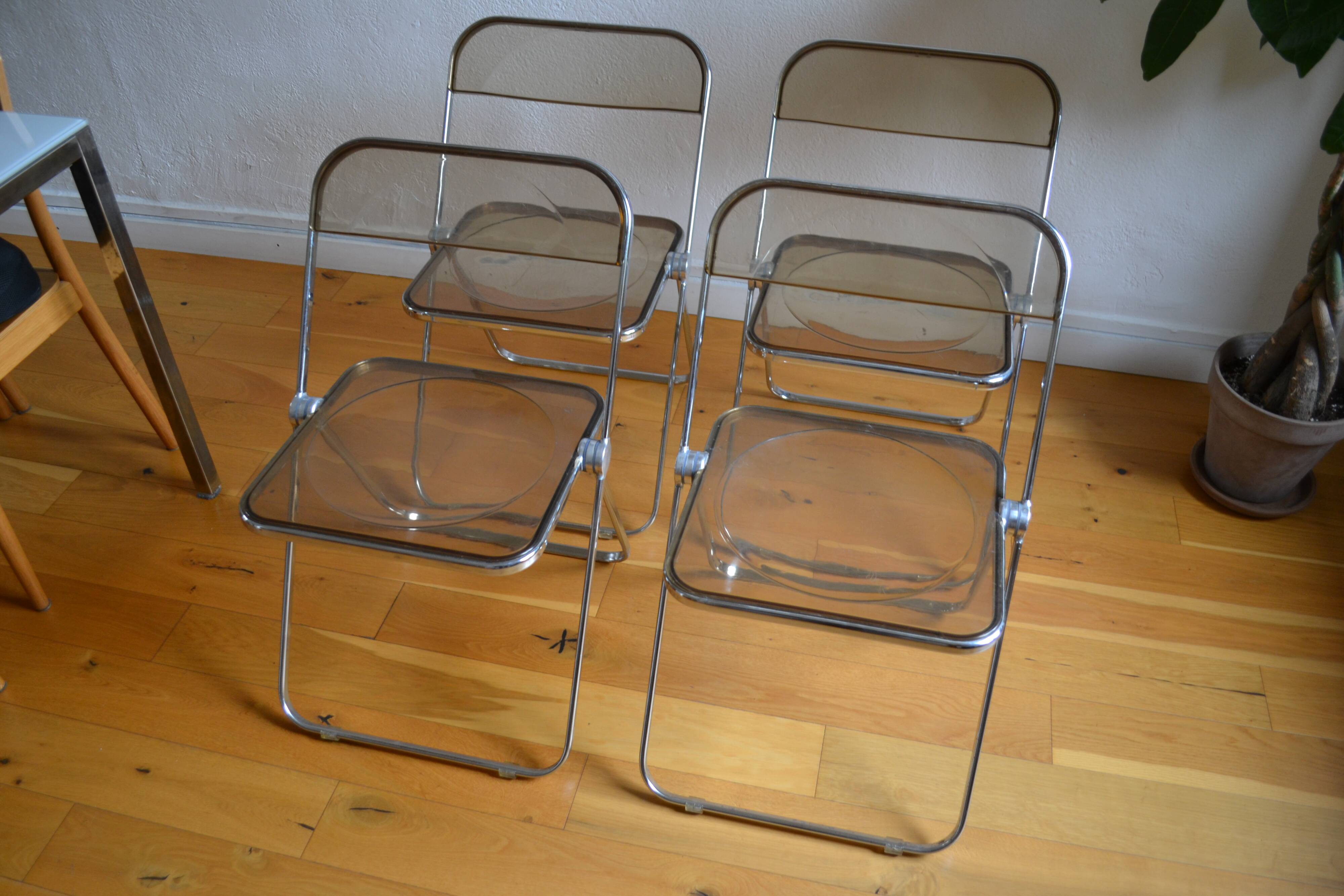 4 chaises Plia by Giancarlo Piretti @ castelli circa 1970