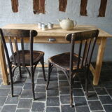 Farm table