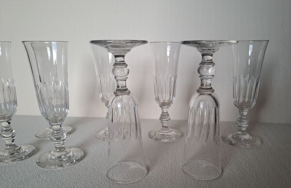 8 flûtes à Champagne en cristal Baccarat Saint Louis XIX ème