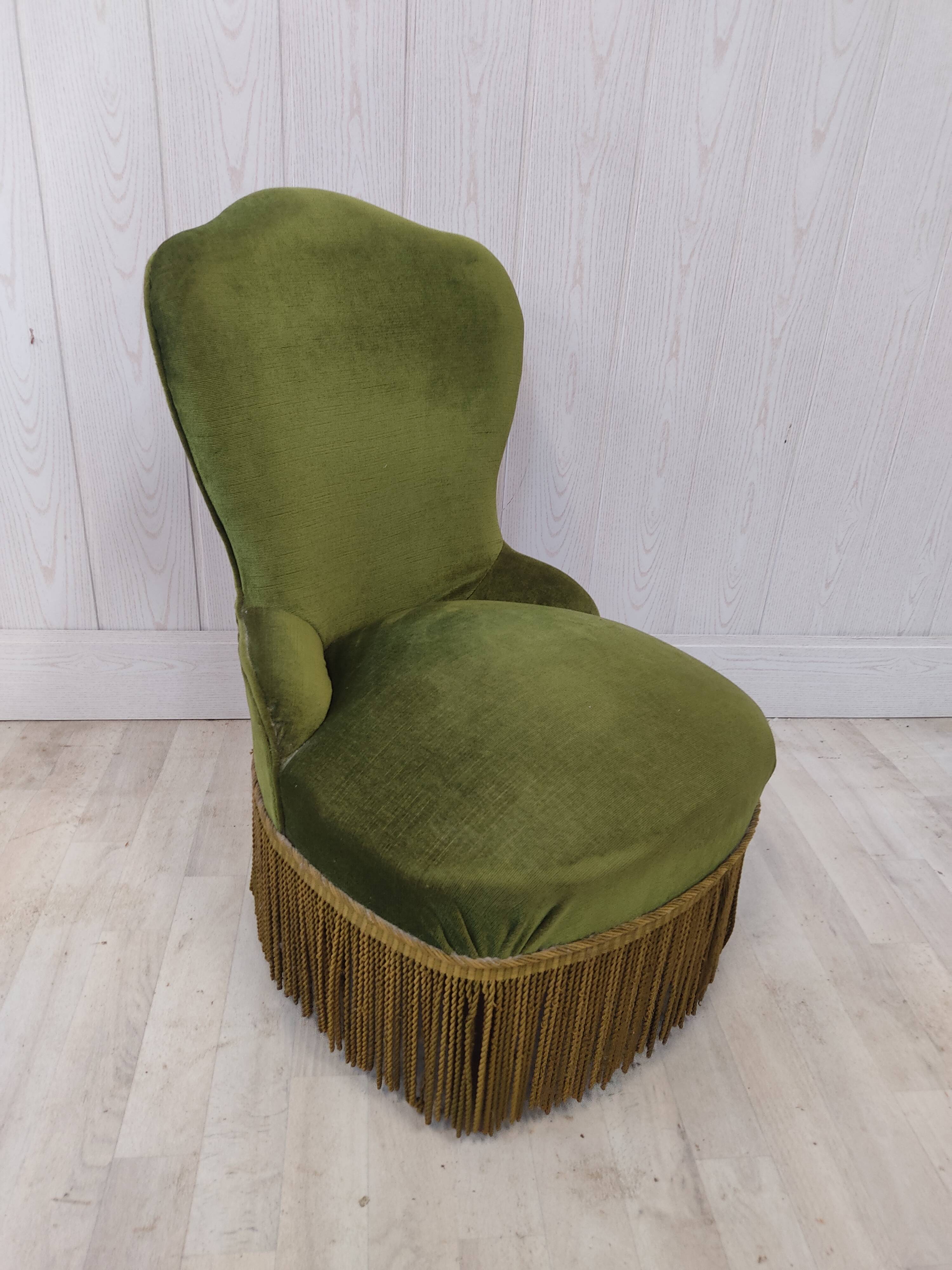 Green velvet toad armchair