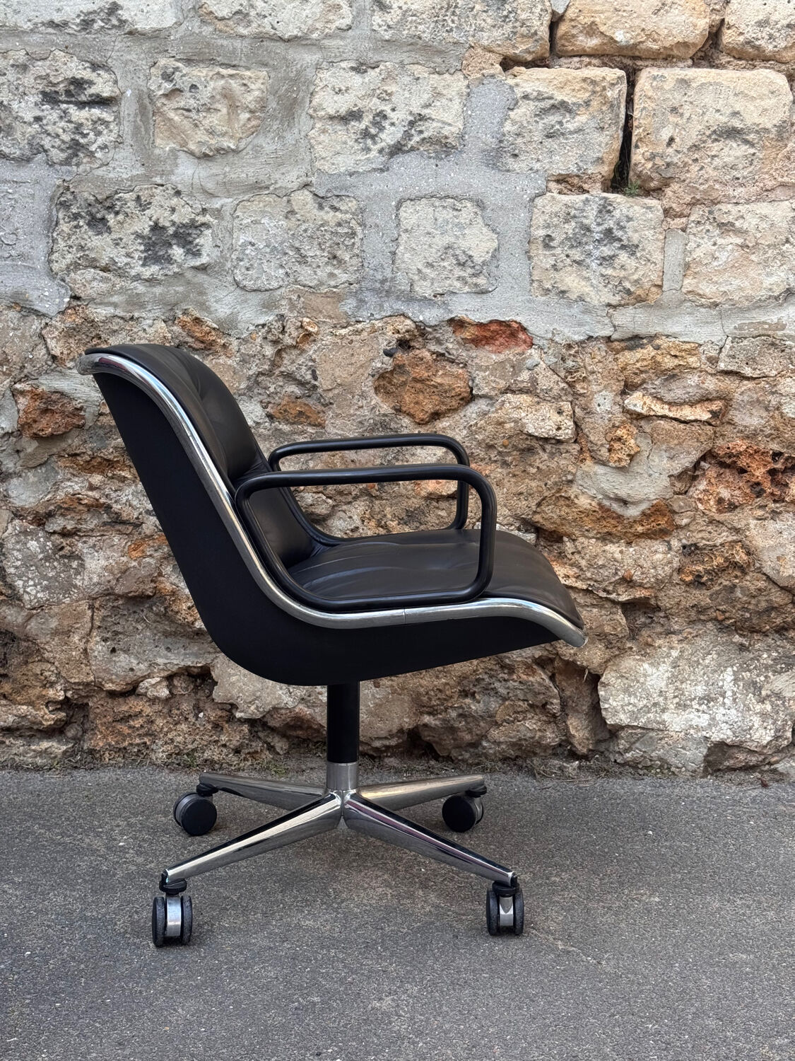 Charles Pollock Armchair - Knoll