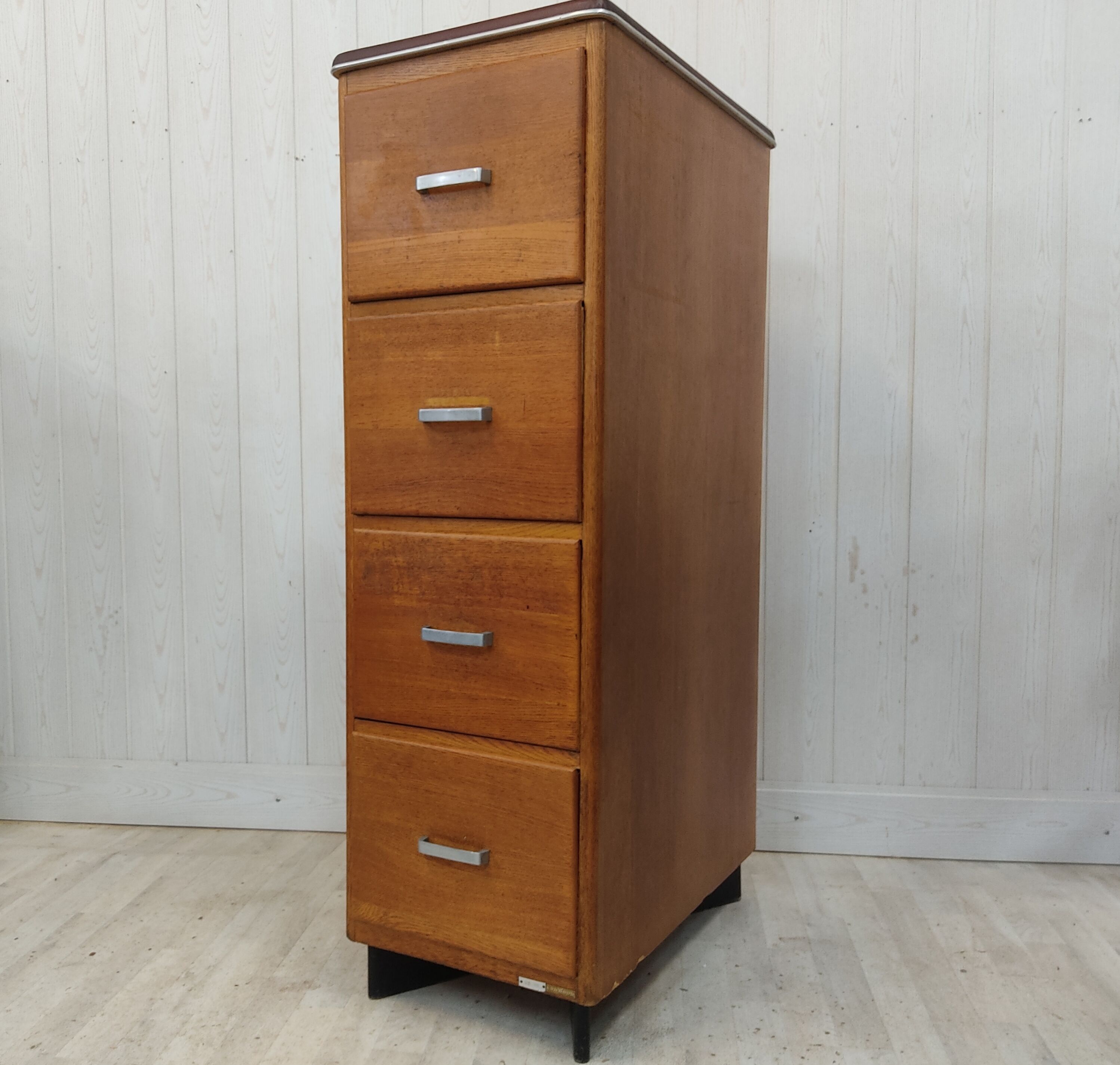 Industrial craft furniture with Burwood drawers