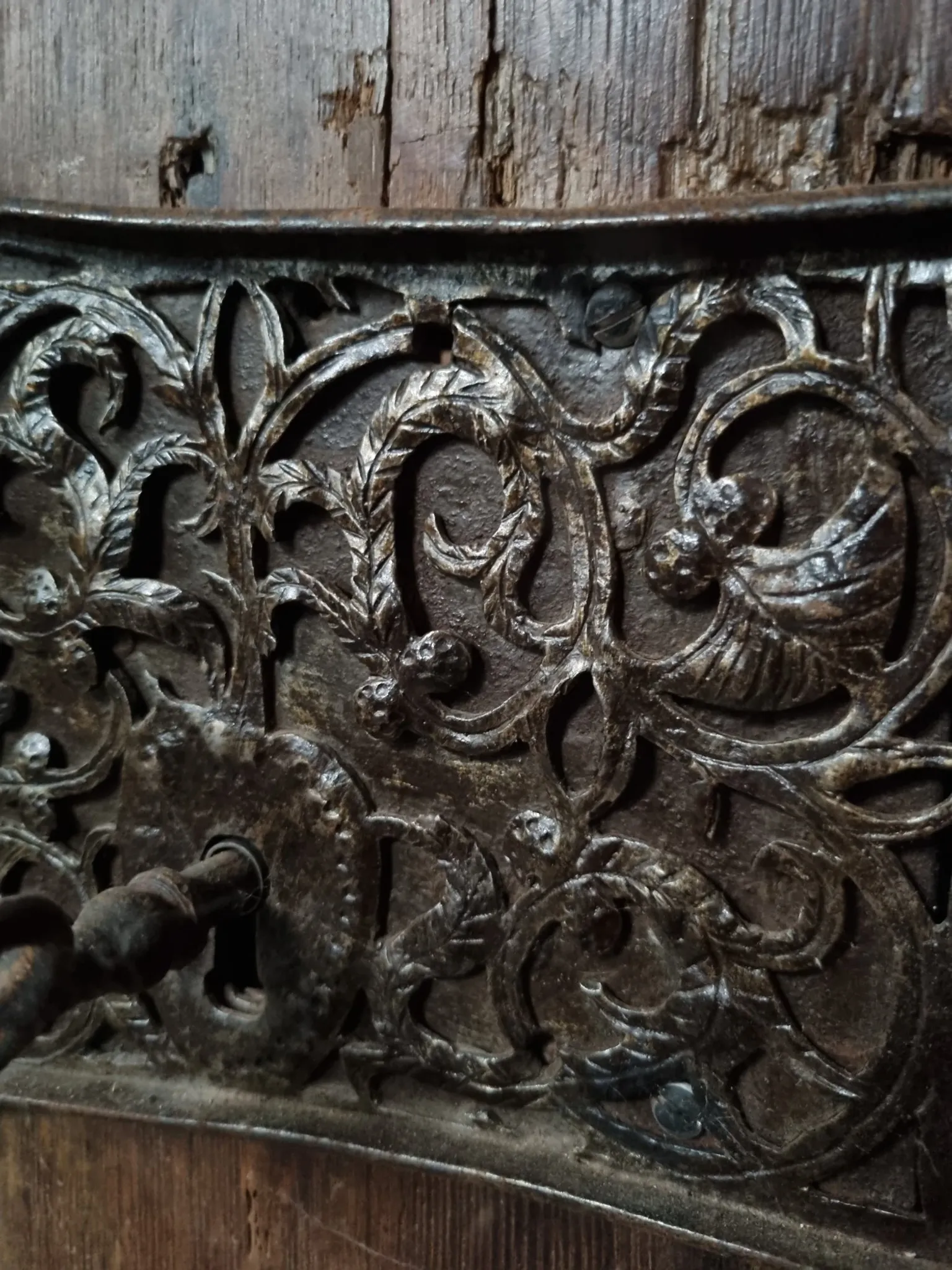 Antique oak door with frame and pierced wrought-iron lock – 16th–17th c.