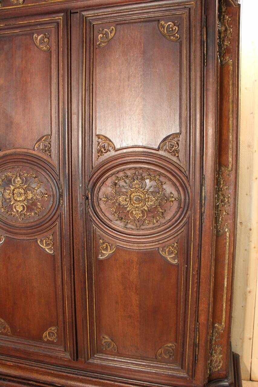Grande Armoire XVIIIème D'Epoque Régence , Travail Parisien