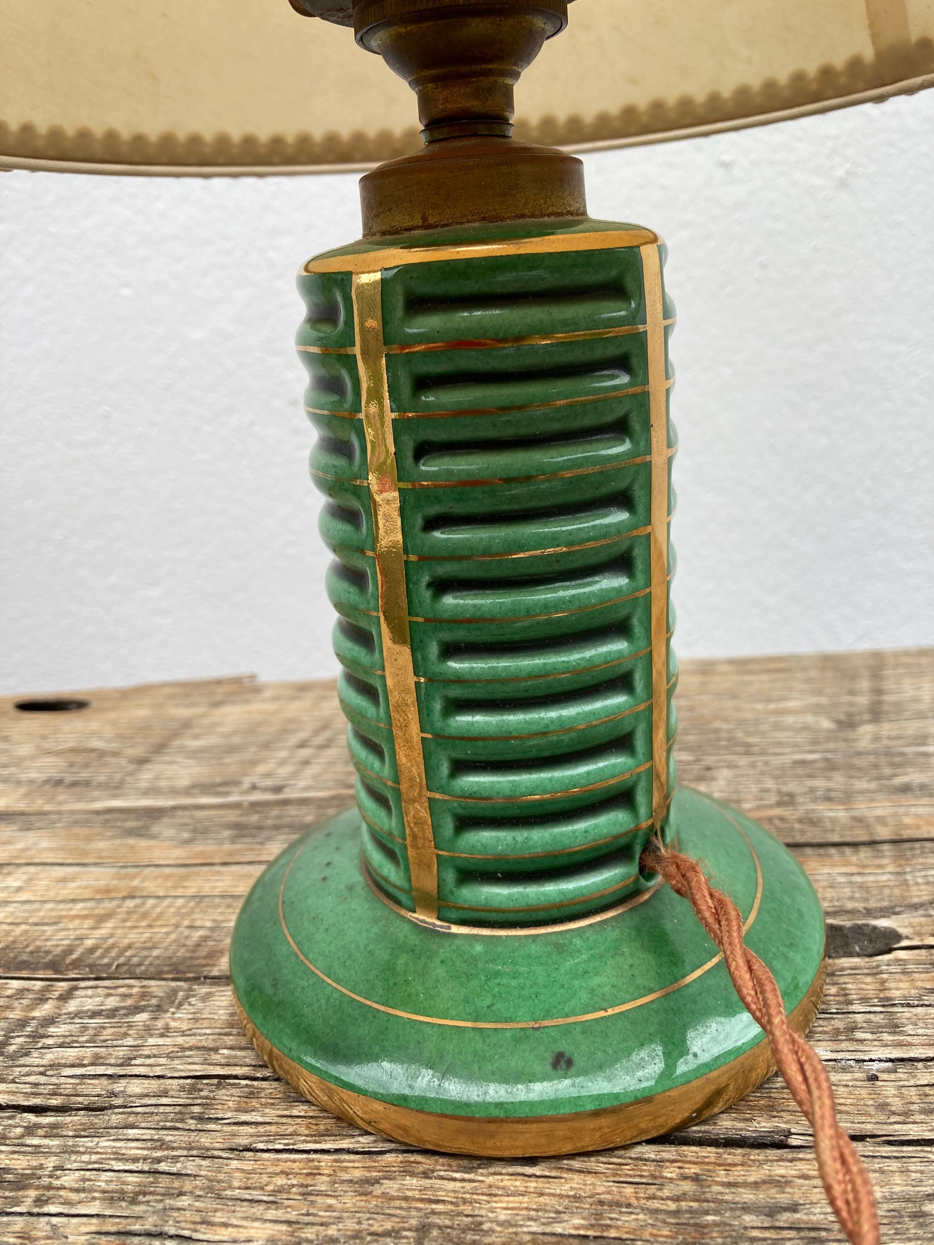 Art Deco table lamp in green ceramic and gold leaf from the 50s
