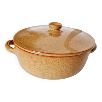 Casserole or Kettle with Stoneware or Ceramic Lid