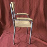 Ancienne chaise d'écolier