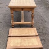 Renovated extendable farmhouse dining table in solid oak, 19th century, 200-300cm.