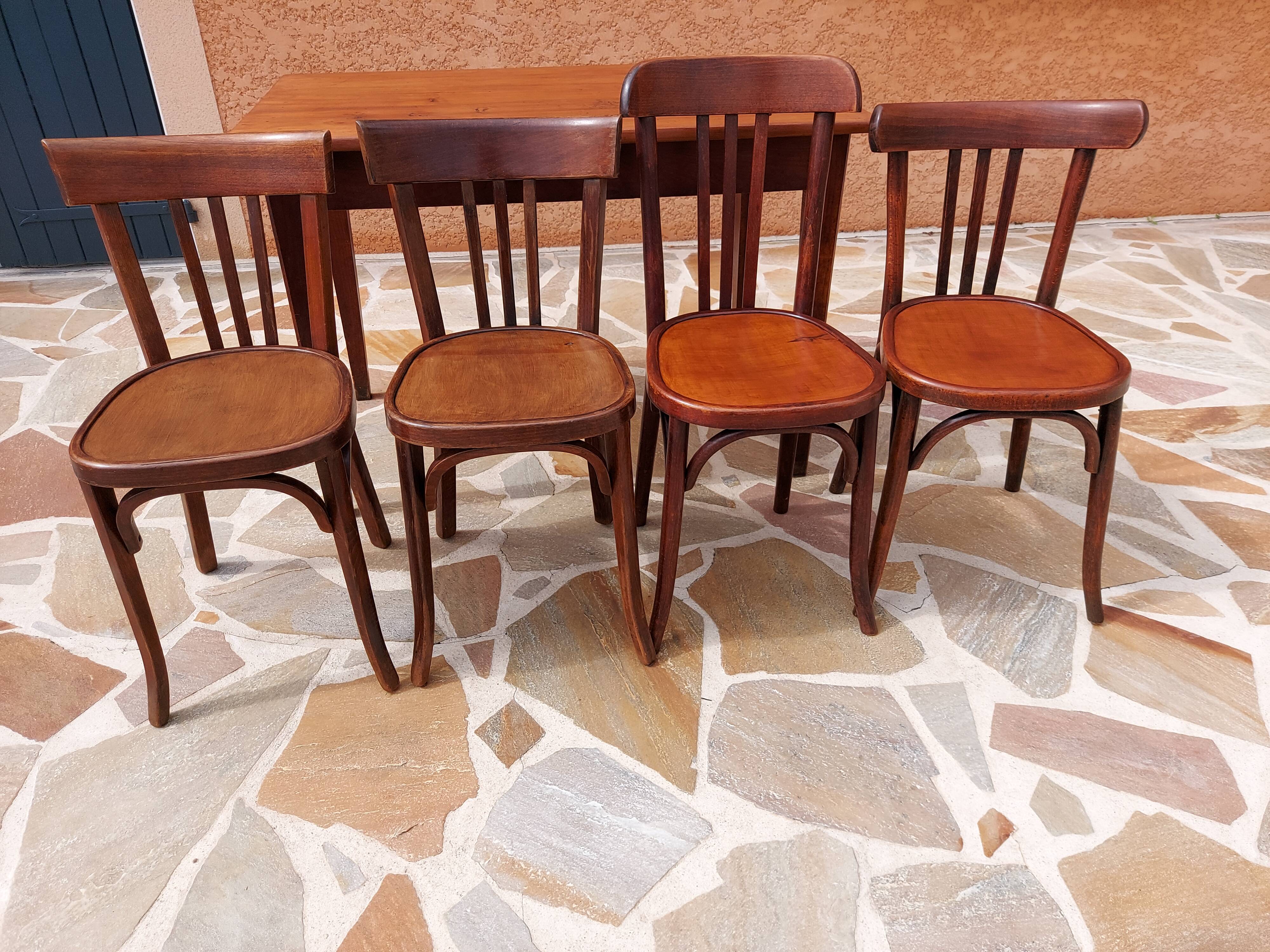 Table and 4 chairs bistrot Baumann vintage 1960s